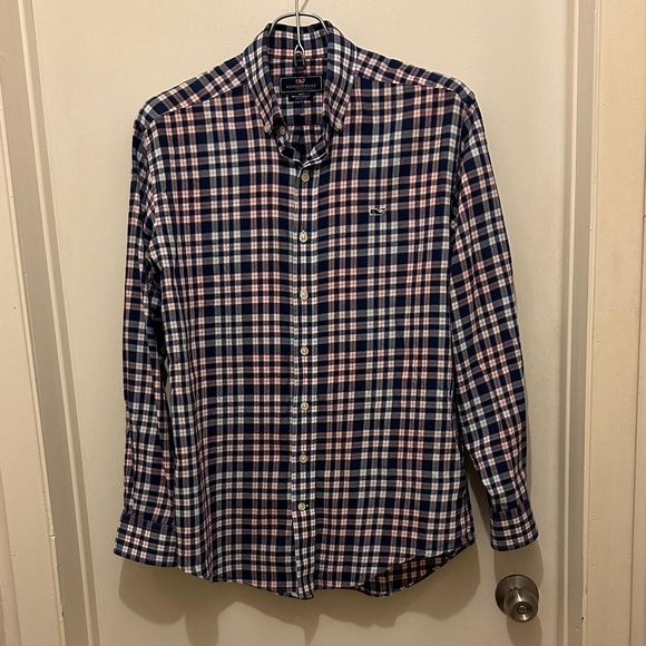 Vineyard Vines (M) - Picture 14 of 15